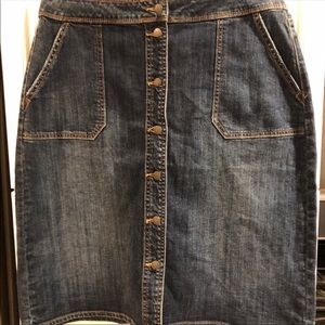 LIZ CLAIBORNE Jean button skirt size 10